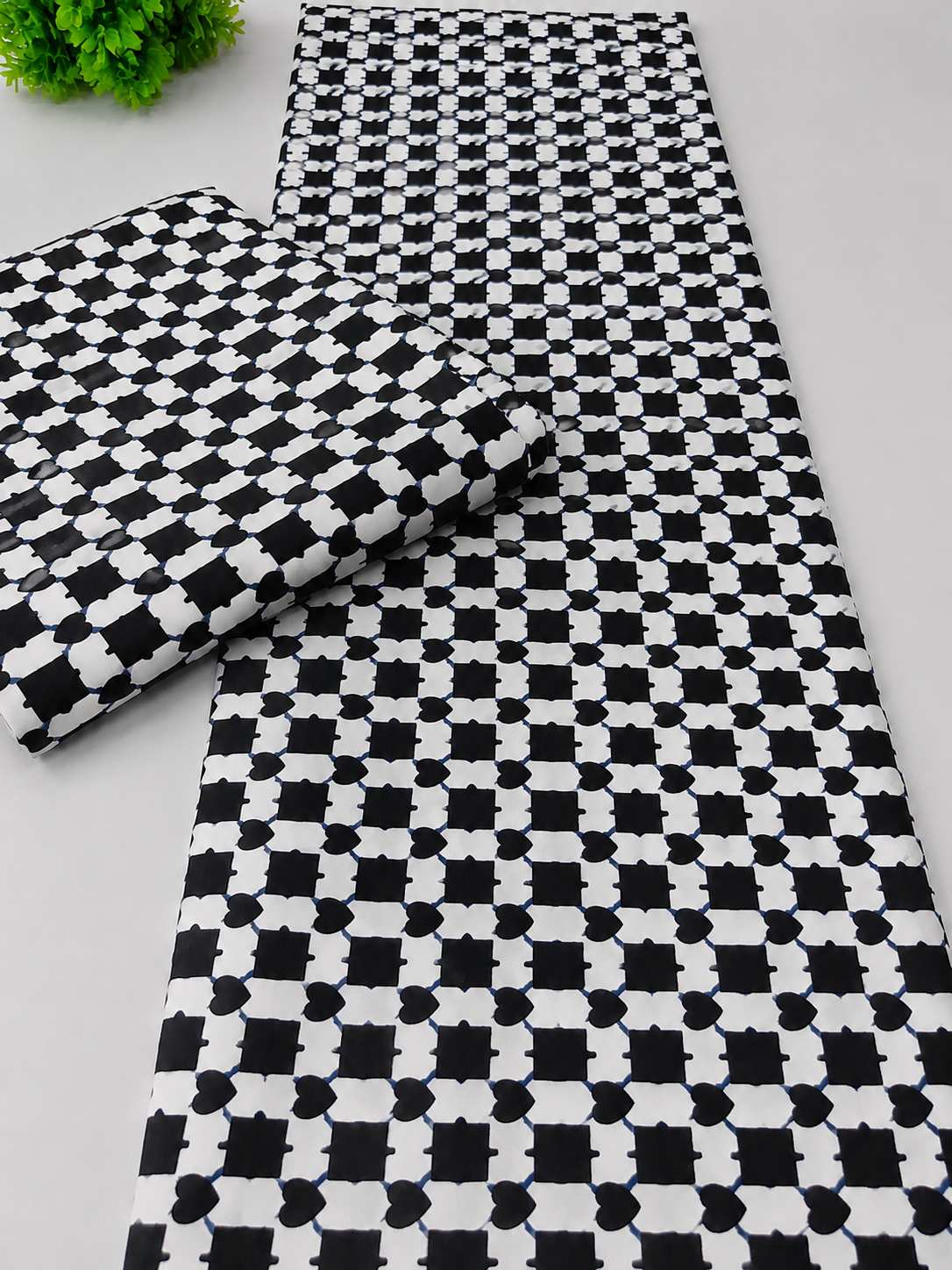 White Tile Evergreen Ankara